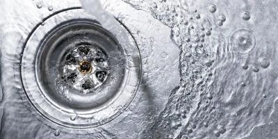 Abwasserrohr undicht